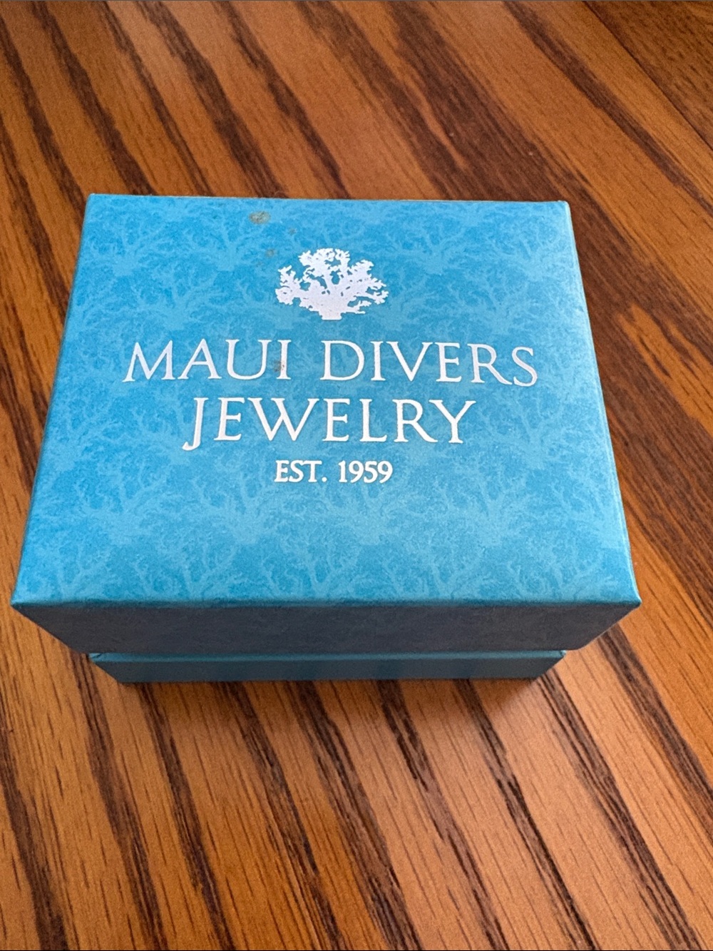 Maui Divers Hawaiian Heirloom Plumeria Pendant - Picture 5 of 9